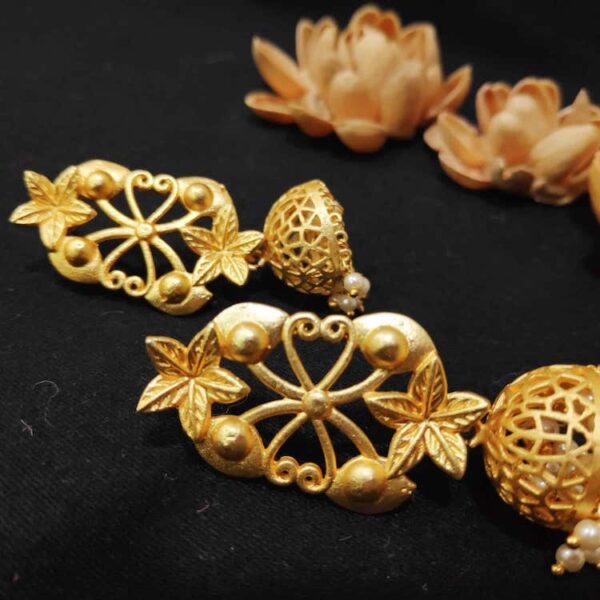 Goldplated Floral Filigree Pearl Jhumka Earrings