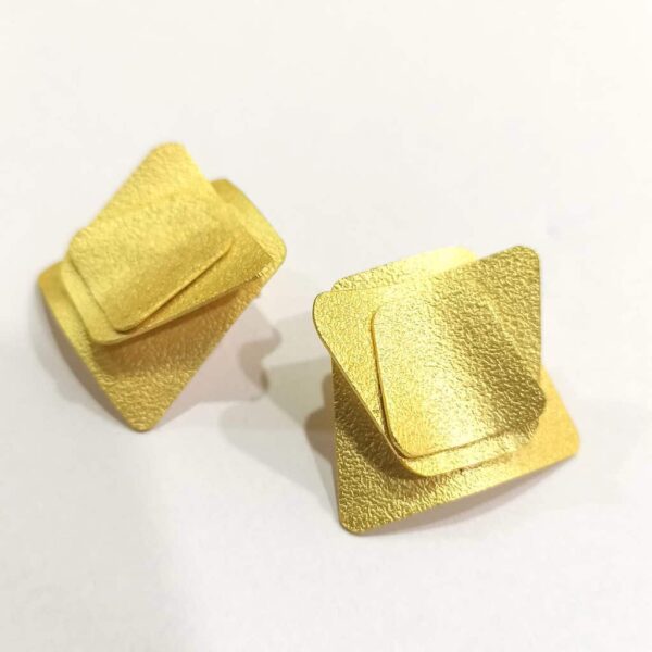 Goldplated Origami Textured Stud Earrings Side 2