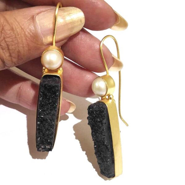 Black Druzy Golden Fashion Hook Earrings with Pearl Top in Hands Side