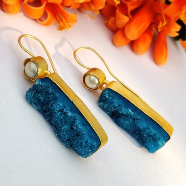 Blue Druzy Golden Fashion Hook Earrings with Pearl Top