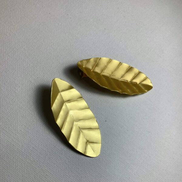 The Big Golden Leaf Stud Earring Image 1
